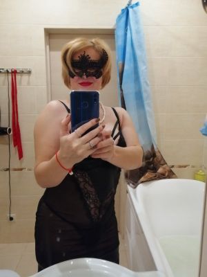 Оксана-массаж, анкетные фото