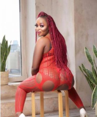 развратная шлюха Алиана