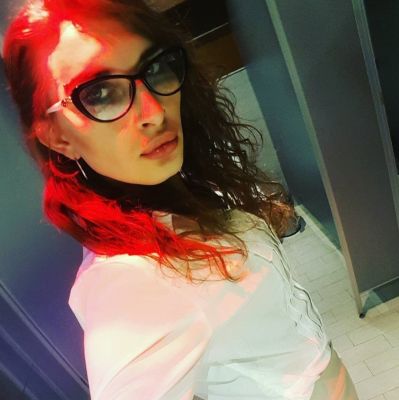  Куртизанка Сейлин для интимных свиданий